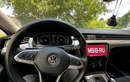 Volkswagen Passat B8 рестайлинг, 2019 год, 3 450 000 рублей, 5 фотография