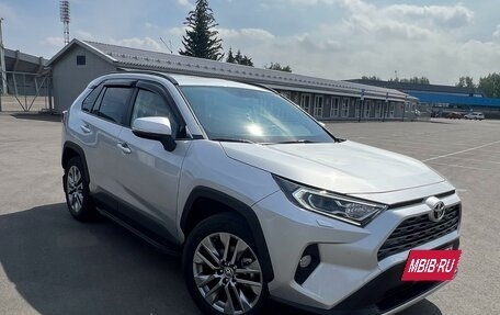 Toyota RAV4, 2022 год, 5 400 000 рублей, 5 фотография