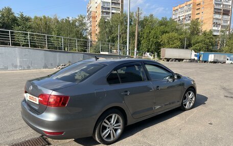 Volkswagen Jetta VI, 2012 год, 855 000 рублей, 3 фотография