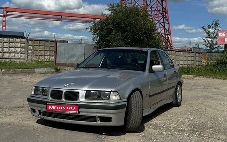 BMW 3 серия, 1993 год, 275 000 рублей, 1 фотография