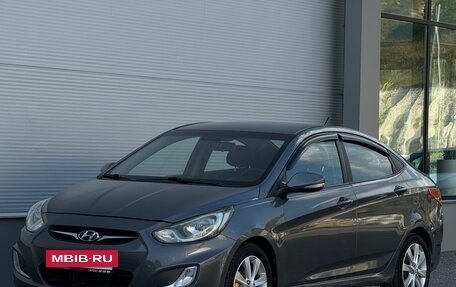 Hyundai Solaris II рестайлинг, 2012 год, 715 000 рублей, 5 фотография