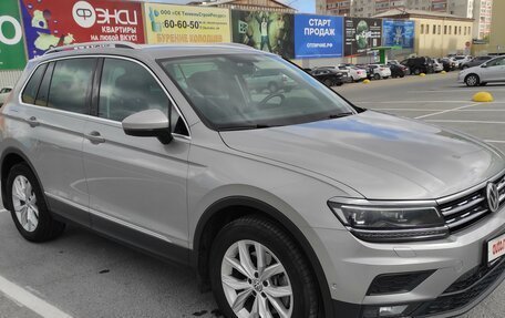 Volkswagen Tiguan II, 2017 год, 3 090 000 рублей, 2 фотография