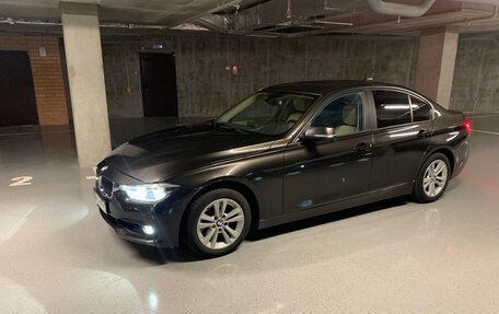 BMW 3 серия, 2016 год, 2 300 000 рублей, 4 фотография