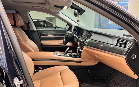 BMW 7 серия, 2014 год, 2 390 000 рублей, 9 фотография