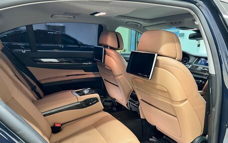 BMW 7 серия, 2014 год, 2 390 000 рублей, 10 фотография