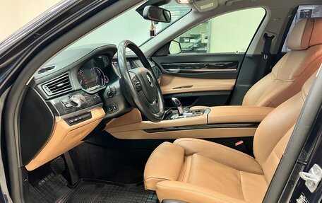 BMW 7 серия, 2014 год, 2 390 000 рублей, 12 фотография