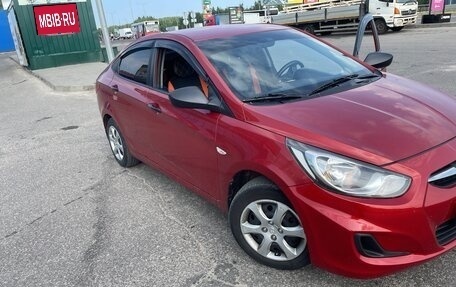 Hyundai Solaris II рестайлинг, 2012 год, 715 000 рублей, 3 фотография