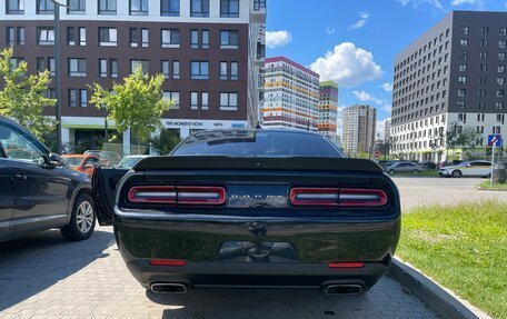 Dodge Challenger III рестайлинг 2, 2020 год, 6 750 000 рублей, 7 фотография