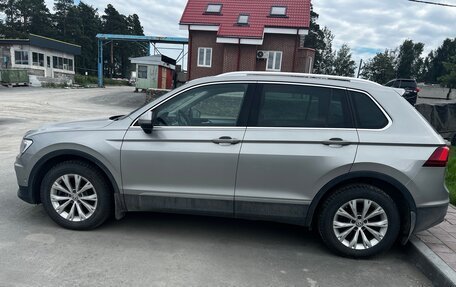 Volkswagen Tiguan II, 2017 год, 3 200 000 рублей, 6 фотография