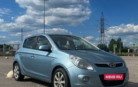 Hyundai i20 IB рестайлинг, 2009 год, 800 000 рублей, 2 фотография