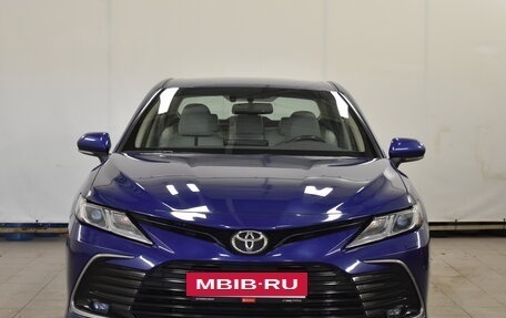 Toyota Camry, 2021 год, 3 290 000 рублей, 3 фотография