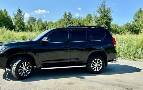 Toyota Land Cruiser Prado 150 рестайлинг 2, 2018 год, 4 520 000 рублей, 5 фотография