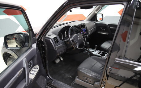 Mitsubishi Pajero IV, 2012 год, 2 290 000 рублей, 16 фотография