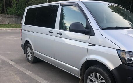 Volkswagen Caravelle T6 рестайлинг, 2015 год, 2 150 000 рублей, 4 фотография