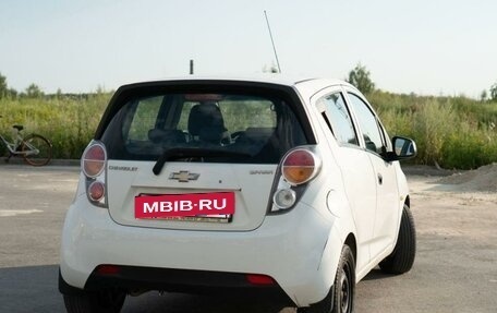 Chevrolet Spark III, 2012 год, 620 000 рублей, 5 фотография