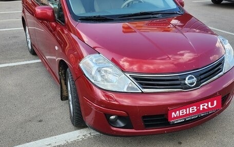 Nissan Tiida, 2010 год, 800 000 рублей, 2 фотография