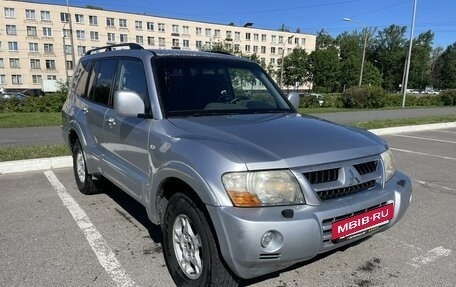 Mitsubishi Pajero III рестайлинг, 2005 год, 1 000 000 рублей, 3 фотография