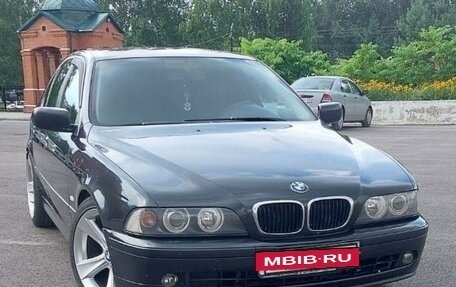 BMW 5 серия, 2001 год, 930 000 рублей, 8 фотография