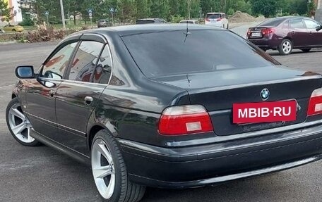 BMW 5 серия, 2001 год, 930 000 рублей, 9 фотография