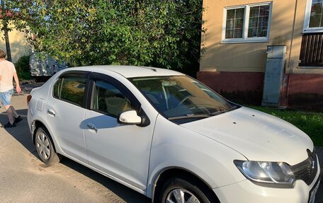 Renault Logan II, 2017 год, 960 000 рублей, 1 фотография