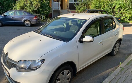 Renault Logan II, 2017 год, 960 000 рублей, 3 фотография