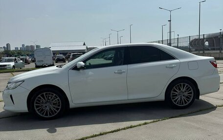 Toyota Camry, 2016 год, 2 200 000 рублей, 4 фотография