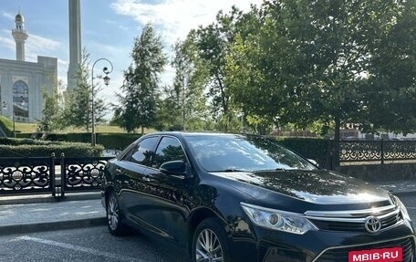 Toyota Camry, 2016 год, 2 200 000 рублей, 5 фотография