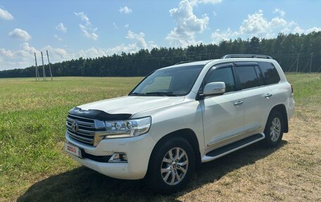 Toyota Land Cruiser 200, 2015 год, 4 950 000 рублей, 4 фотография