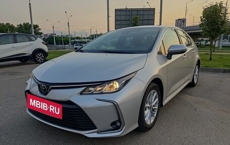 Toyota Corolla, 2021 год, 2 249 000 рублей, 2 фотография