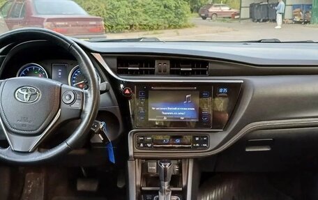 Toyota Corolla, 2018 год, 1 850 000 рублей, 11 фотография