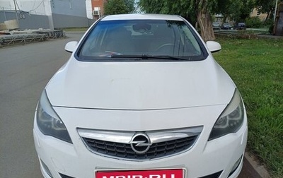 Opel Astra J, 2010 год, 600 000 рублей, 1 фотография