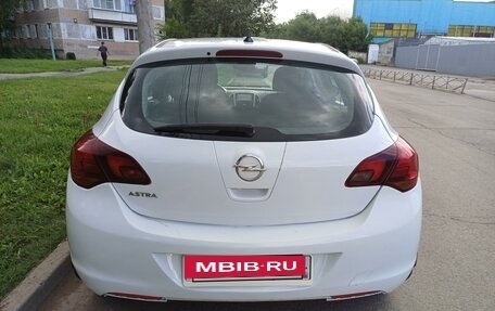 Opel Astra J, 2010 год, 600 000 рублей, 2 фотография