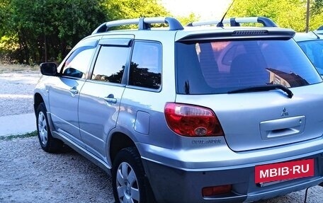 Mitsubishi Outlander III рестайлинг 3, 2006 год, 720 000 рублей, 9 фотография