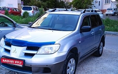 Mitsubishi Outlander III рестайлинг 3, 2006 год, 720 000 рублей, 11 фотография