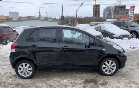 Toyota Yaris III рестайлинг, 2009 год, 770 000 рублей, 6 фотография