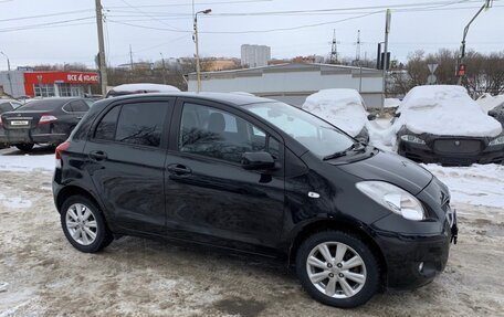 Toyota Yaris III рестайлинг, 2009 год, 770 000 рублей, 5 фотография