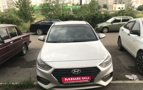 Hyundai Solaris II рестайлинг, 2017 год, 1 500 000 рублей, 3 фотография