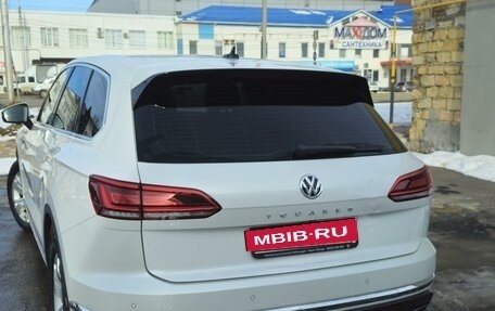 Volkswagen Touareg III, 2019 год, 5 150 000 рублей, 3 фотография