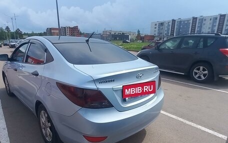 Hyundai Solaris II рестайлинг, 2011 год, 650 000 рублей, 4 фотография