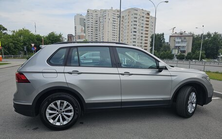 Volkswagen Tiguan II, 2021 год, 3 150 000 рублей, 3 фотография