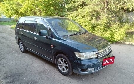 Mitsubishi Chariot III, 2000 год, 250 000 рублей, 2 фотография