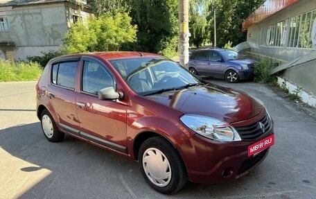 Renault Sandero I, 2011 год, 300 000 рублей, 3 фотография