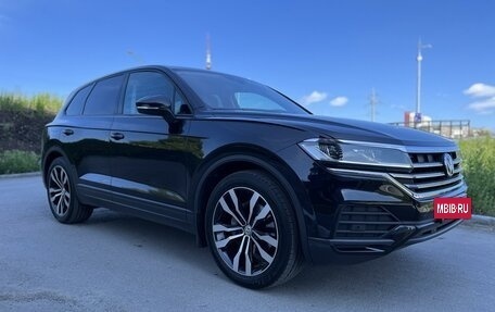 Volkswagen Touareg III, 2018 год, 4 950 000 рублей, 2 фотография