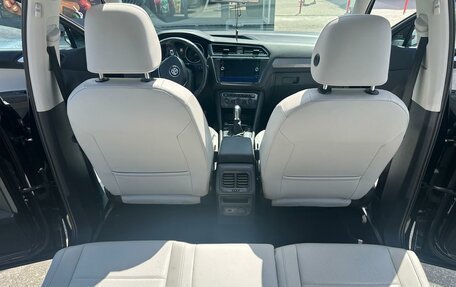 Volkswagen Tiguan II, 2018 год, 2 870 000 рублей, 17 фотография