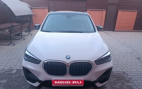 BMW X1, 2020 год, 3 400 000 рублей, 2 фотография