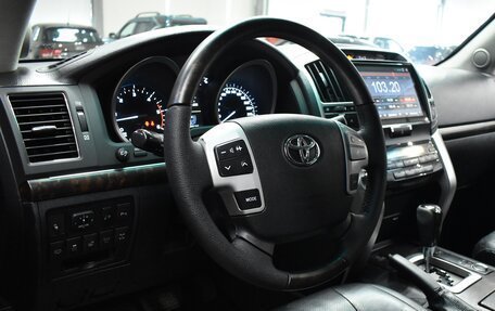 Toyota Land Cruiser 200, 2012 год, 4 250 000 рублей, 14 фотография