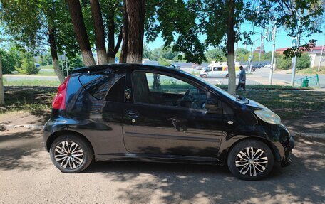 Peugeot 107 I рестайлинг, 2007 год, 450 000 рублей, 3 фотография