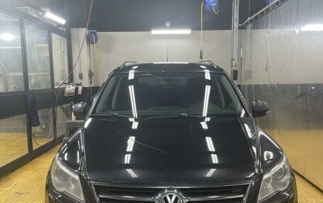 Volkswagen Tiguan I, 2009 год, 895 000 рублей, 1 фотография