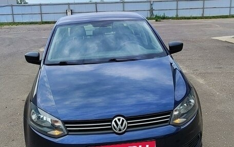 Volkswagen Polo VI (EU Market), 2013 год, 870 000 рублей, 3 фотография