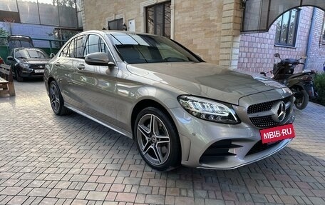 Mercedes-Benz C-Класс, 2019 год, 3 550 000 рублей, 3 фотография